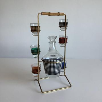 seventies setje Vichy decanter + 6 shotglaasjes in houder beschikbaar voor biedingen