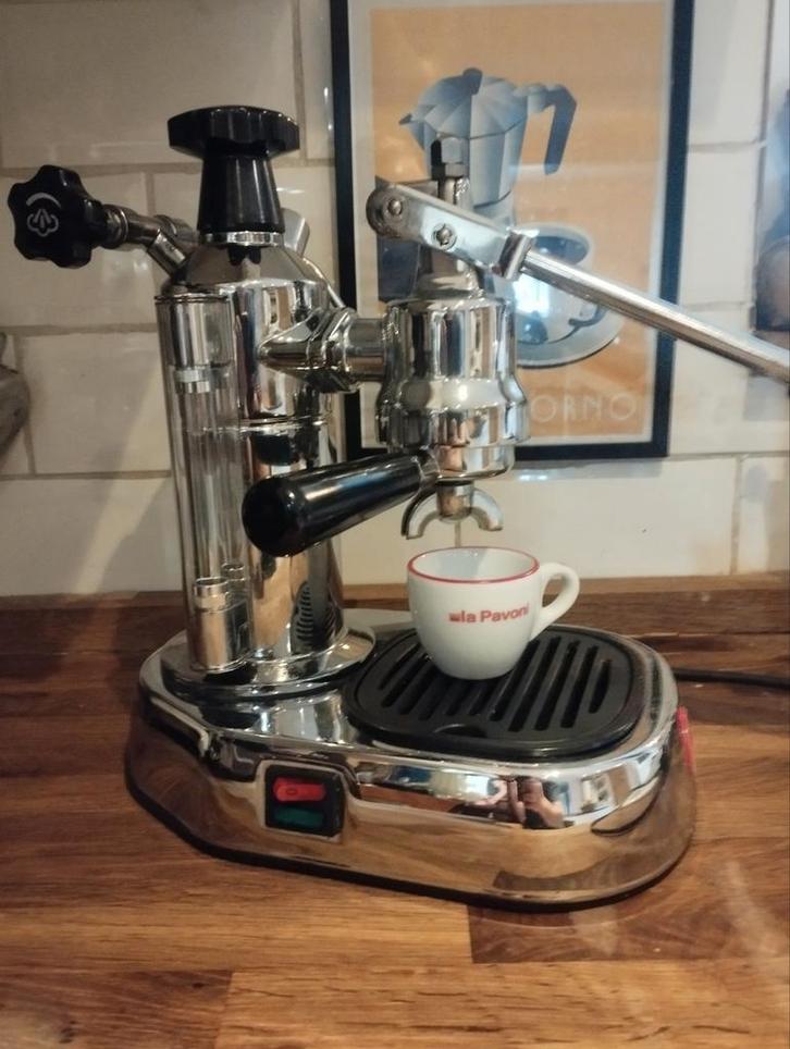 La pavoni europicolla, Elektronische apparatuur, Koffiezetapparaten, Zo goed als nieuw, Stoompijpje, Ophalen of Verzenden