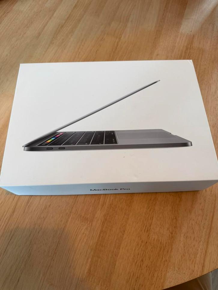 Macbook Pro 13 inch 2019, Computers en Software, Apple Macbooks, Zo goed als nieuw, MacBook, 13 inch, Azerty, Ophalen of Verzenden