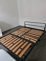 Bedframe en IKEA-matras, Huis en Inrichting, Slaapkamer | Matrassen en Bedbodems, Ophalen, Gebruikt, 140 cm, Twijfelaar