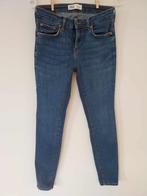 Jean bleu Zara 38, Kleding | Dames, Spijkerbroeken en Jeans, Zara, Gedragen, Blauw, W28 - W29 (confectie 36)