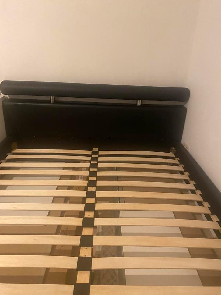 2 Tweepersoonsbedden 160 cm x 200cm en 140cm x 200, Maison & Meubles, Chambre à coucher | Lits, Comme neuf, Deux personnes, 160 cm