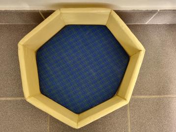 heptagoon mandje voor kat beschikbaar voor biedingen