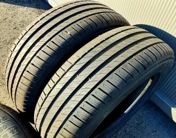4 très bons pneus été Kleber SUV 225/60-17 beschikbaar voor biedingen