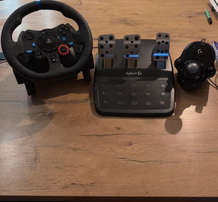 Logitech G29 Racing Set – Compleet en in topstaat!, Games en Spelcomputers, Spelcomputers | Sony Consoles | Accessoires, Zo goed als nieuw