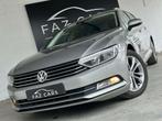 Volkswagen Passat Variant SW 1.6 CR TDi DSG * CLIM + GPS + C, Auto's, Volkswagen, Stof, Gebruikt, 4 cilinders, 103 g/km