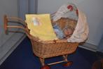 retro rieten duwpoppenwagen + vintage 2 poppen, Kinderen en Baby's, Speelgoed | Poppen, Ophalen, Zo goed als nieuw, Overige typen