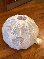 Ancien lustre dentelle, Hobby & Loisirs créatifs, Dentelle, Enlèvement ou Envoi, Comme neuf