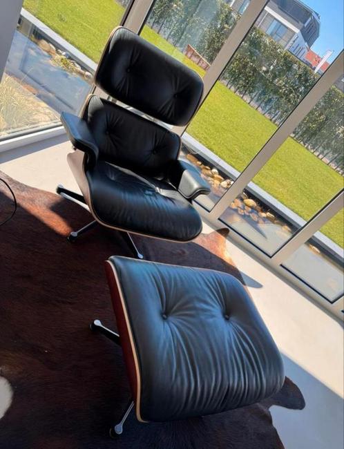 Vitra Eames Lounge Chair by Charles&Ray Eames, Huis en Inrichting, Fauteuils, Ophalen of Verzenden