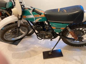 OSSA  CHERCHE PIECES POUR 125 /175 FAIRE OFFRE