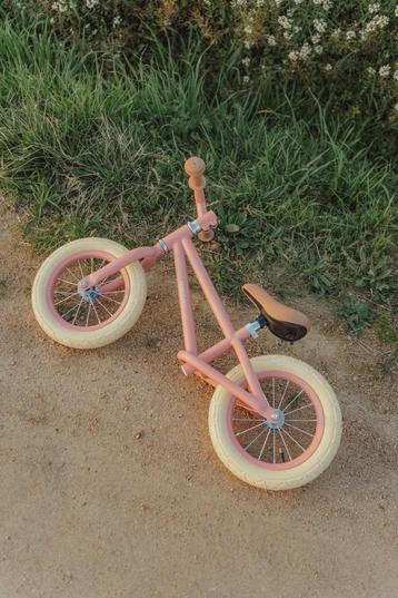 Loopfiets Little Dutch beschikbaar voor biedingen