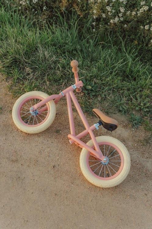 Loopfiets Little Dutch, Kinderen en Baby's, Speelgoed | Buiten | Voertuigen en Loopfietsen, Zo goed als nieuw, Loopfiets, Ophalen