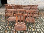25 houten café stoelen, Ophalen