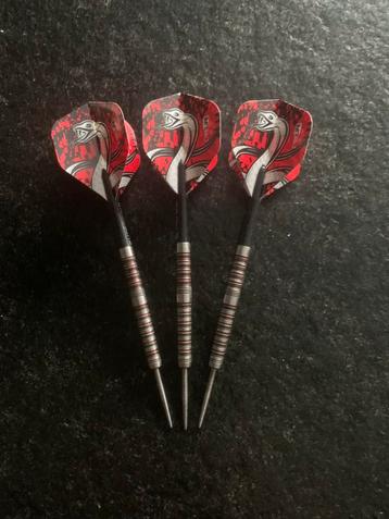 Dartspijlen Harrows 21gr, nieuwe flights en shafts beschikbaar voor biedingen