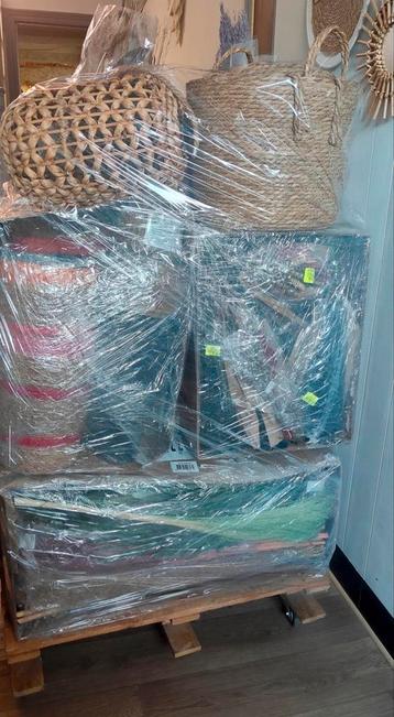 Palette de pampas/fleur séchées et décoration  beschikbaar voor biedingen