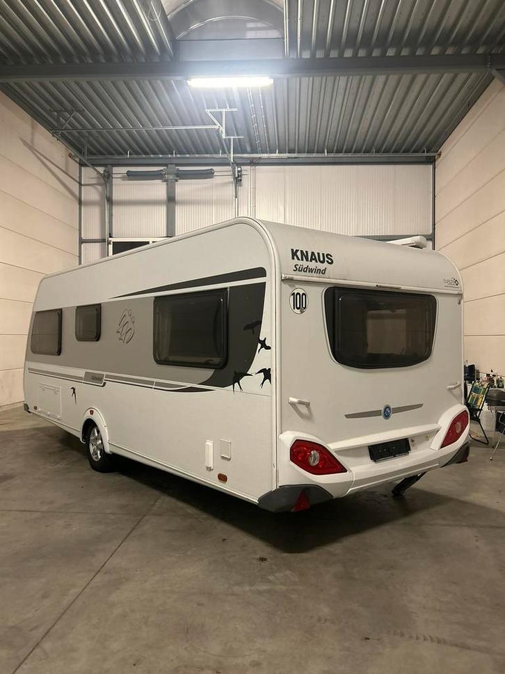 Caravan knaus sudwind 540, Caravans en Kamperen, Caravans, Particulier, tot en met 4, 1250 - 1500 kg, Rondzit, Knaus, Frans bed