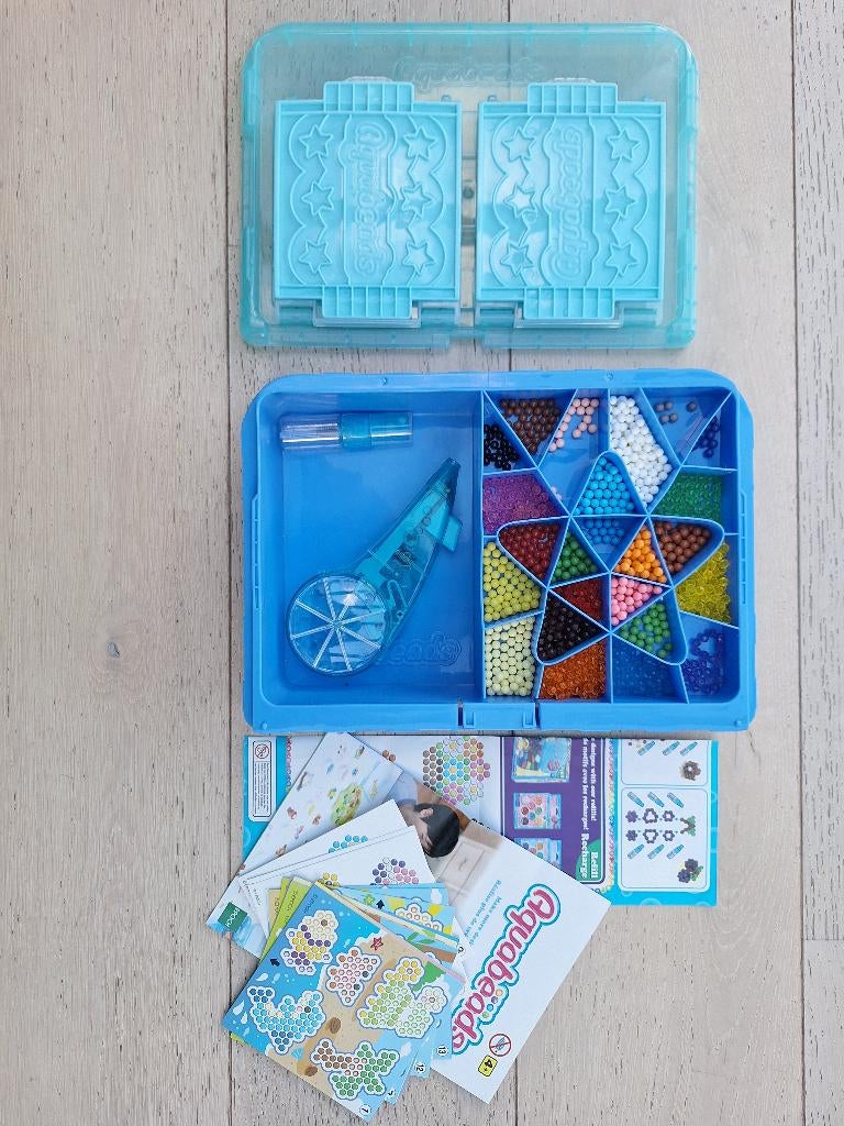 Aquabeads - atelier de création, Kinderen en Baby's, Speelgoed | Educatief en Creatief, Gebruikt, Ophalen of Verzenden