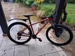 Vélo VTT Specialized rouge, Fietsen en Brommers, Fietsen | Mountainbikes en ATB, Gebruikt, 57 cm of meer, Hardtail, Heren