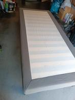 Lit ikea 200x 90 brun / beige, Huis en Inrichting, Slaapkamer | Matrassen en Bedbodems, Ophalen, Zo goed als nieuw