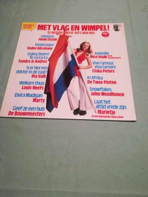 Elpee vinyl Met vlag en wimpel deel 2, Cd's en Dvd's, Vinyl | Pop, Zo goed als nieuw, 1960 tot 1980, 12 inch, Ophalen of Verzenden