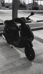 Piaggio zip 2takt, Fietsen en Brommers, Ophalen, Zo goed als nieuw, Zip
