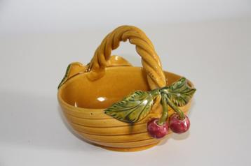 Au vieux vallauris fruit schaaltje met kersen, Ophalen of Verzenden