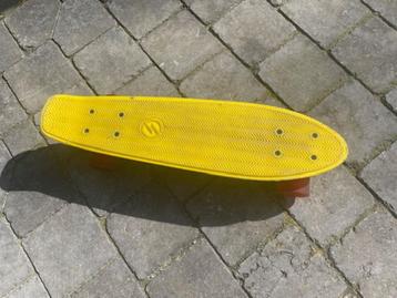Te Koop  ; skateboard merk Axelo