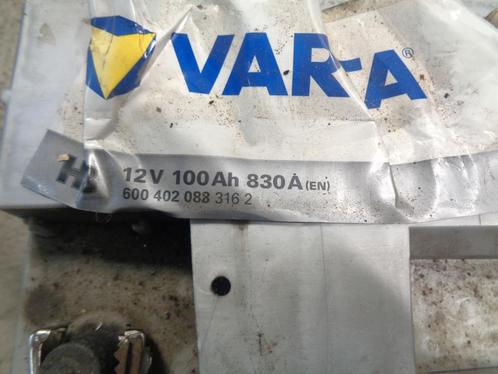 A vendre batterie VARTA 12V, Autos : Pièces & Accessoires, Batteries & Accessoires, Audi, Seat, Volkswagen, Skoda, Utilisé, Enlèvement