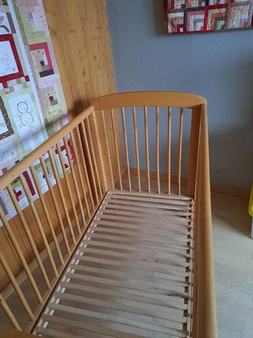 Houten babybed, Kinderen en Baby's, Babywiegjes en Ledikanten, Gebruikt, Ledikant, Ophalen