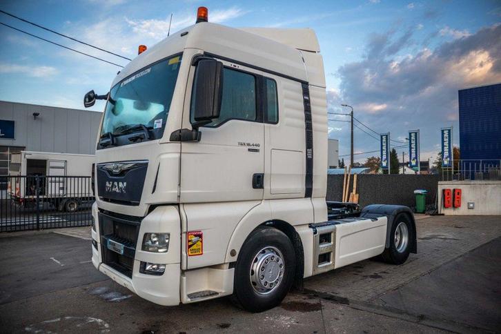 MAN TGX 18.440 XLX BLS+INTARDER (bj 2015), Auto's, Vrachtwagens, Bedrijf, Te koop, Airconditioning, Elektrische ramen, MAN, Diesel