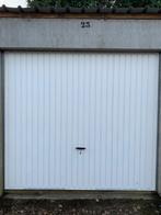 garage à louer pour voiture ou garde meuble, Charleroi