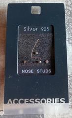 Neuspiercings zilver 925., Handtassen en Accessoires, Piercings, Nieuw, Met strass, Ophalen of Verzenden, Zilver