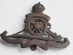 Engelse cap badge Artillerie WW1 / geen kopie, Verzamelen, Ophalen of Verzenden, Landmacht, Embleem of Badge