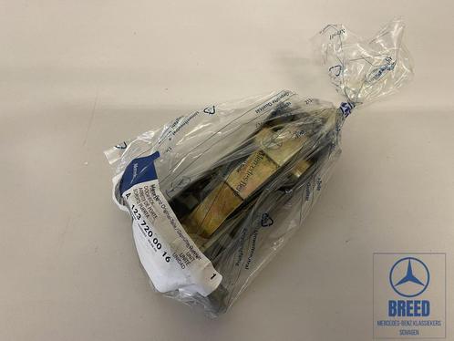 NOS deurvanger voorzijde voor Mercedes-Benz W123, Auto-onderdelen, Carrosserie, Deur, Mercedes-Benz, Nieuw, Ophalen of Verzenden