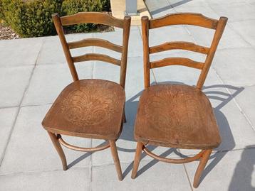 les savoir-faire des chaiseries Thonet. Solides, stables et, Enlèvement