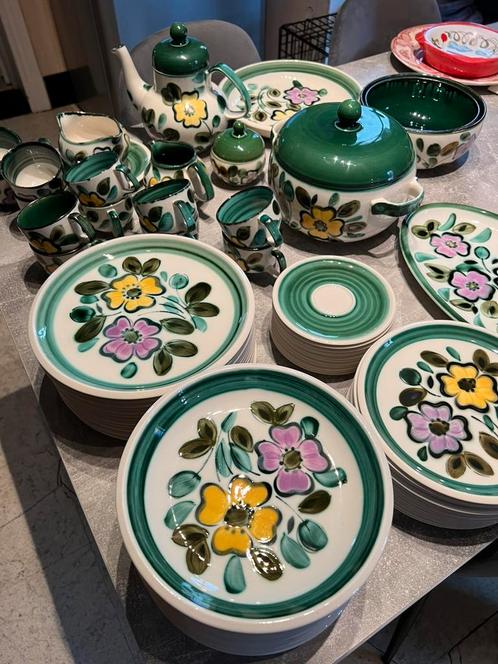 72 delig BOCH servies “ In The Mood “, Antiek en Kunst, Antiek | Servies compleet, Ophalen