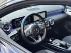 Mercedes-Benz A250e Limo AMG-Line Plug-in hybrid - 12 Mnd Ga, Auto's, Te koop, Alcantara, Berline, Emergency brake assist