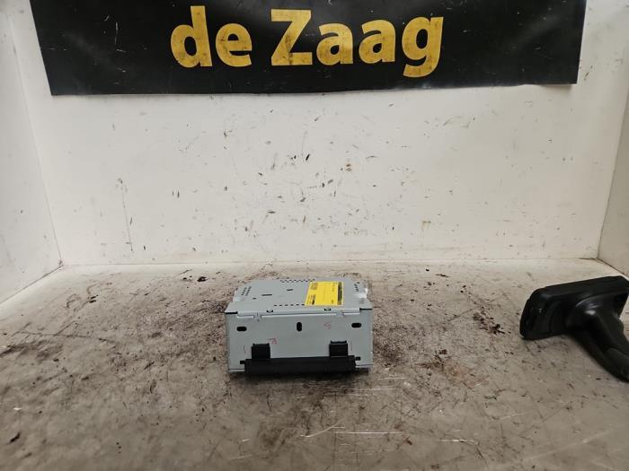 Radio van een Ford Fiesta, Auto-onderdelen, Elektronica en Kabels, Ford, Gebruikt, 3 maanden garantie, Ophalen of Verzenden