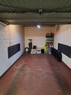 GARAGE BOX FERME, Immo, Garages en Parkeerplaatsen, Brussel