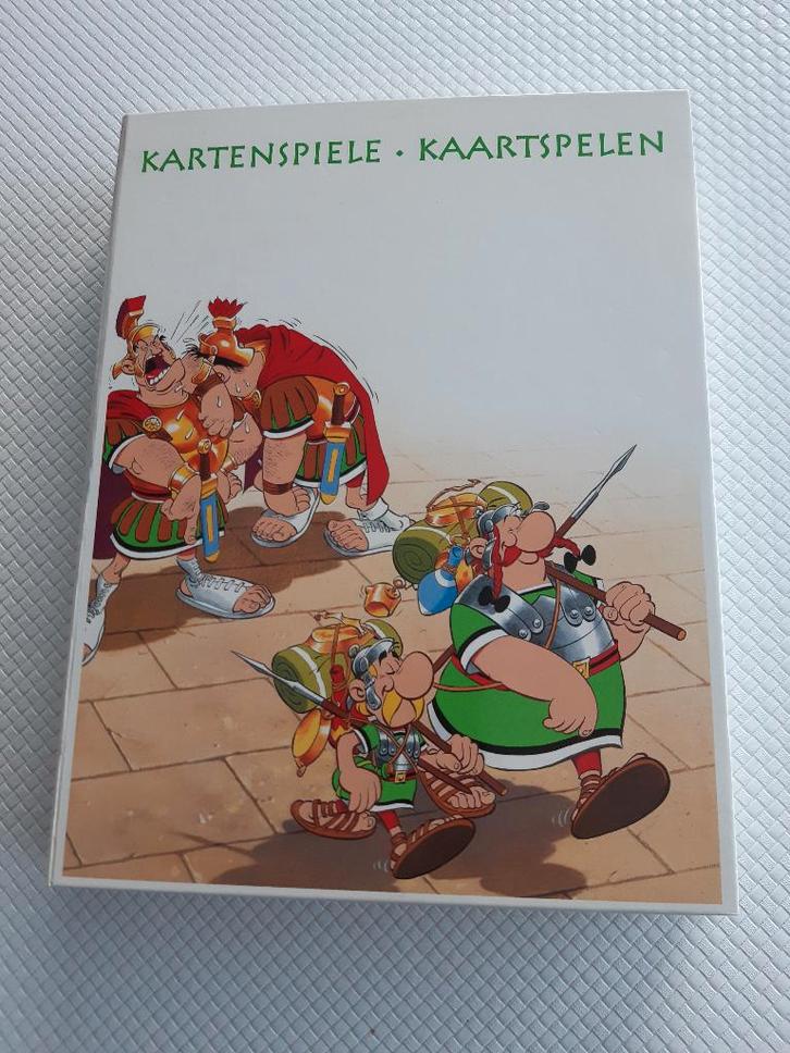 Kaartspeldoos Asterix als Legioensoldaat, Hobby & Loisirs créatifs, Jeux de société | Jeux de plateau, Comme neuf, 1 ou 2 joueurs