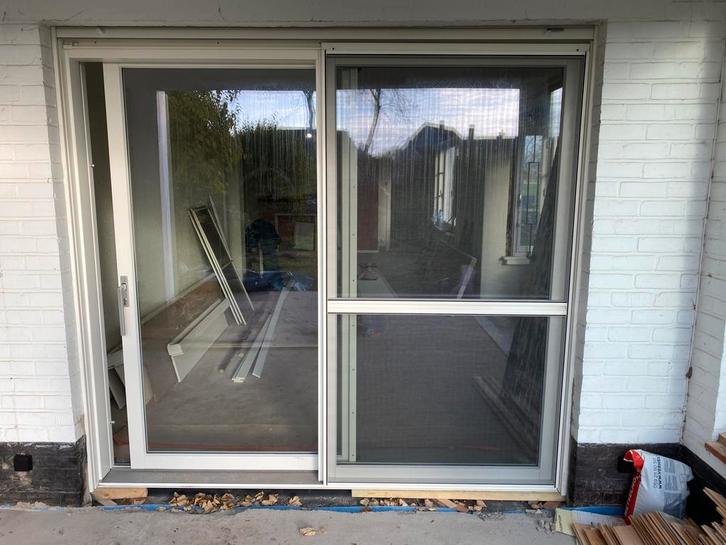 Gloednieuw houten schuifraam, Doe-het-zelf en Bouw, Raamkozijnen en Schuifdeuren, Zo goed als nieuw, Ophalen