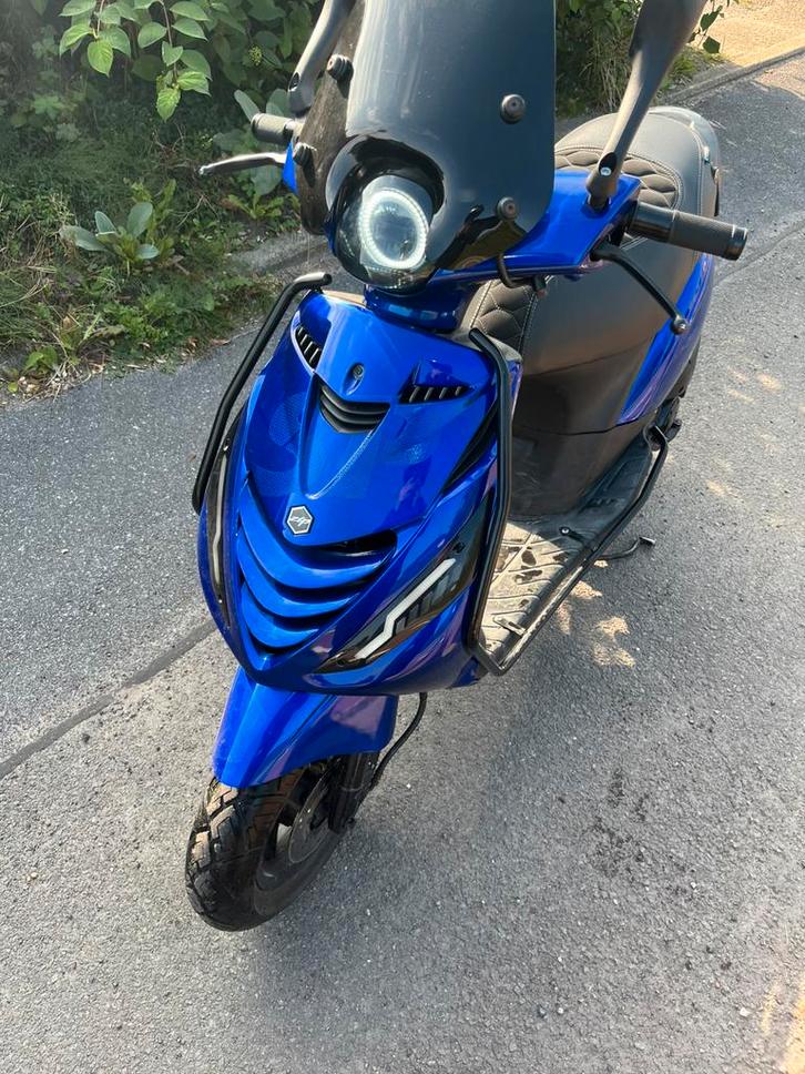 Zip 4 t a klasse, Fietsen en Brommers, Scooters | Piaggio, Zo goed als nieuw, Zip, Ophalen