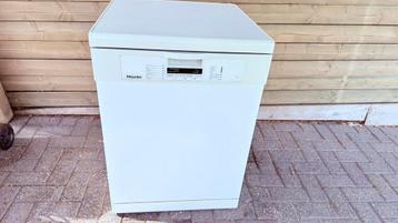 Miele G1222 sc vaatwasser beschikbaar voor biedingen