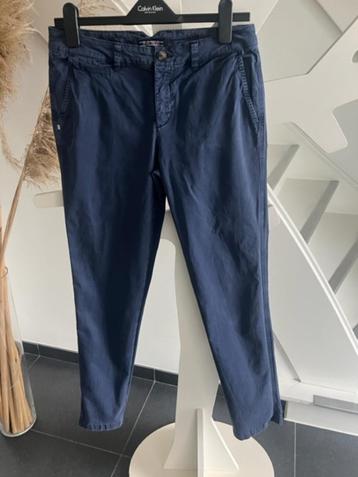 Donkerblauwe Tommy Hilfiger broek maat 6 / 38 beschikbaar voor biedingen