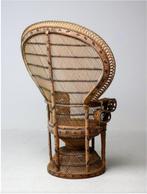 Vintage Tongue-in-Chic Handcrafted Wicker Peacock Chair "Emm, Antiek en Kunst, Ophalen of Verzenden