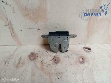 Fiat Punto Slotmechaniek Kofferklep 55701971 2008 t/m 2013 beschikbaar voor biedingen