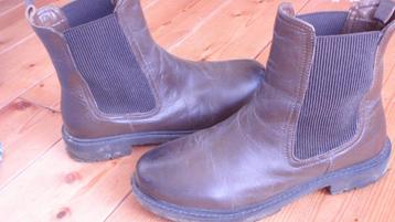 Donkerbruine, stoere Chelsea boots dames - maat 39  disponible aux enchères