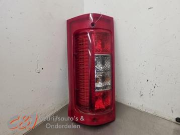 Achterlicht links van een Fiat Ducato beschikbaar voor biedingen