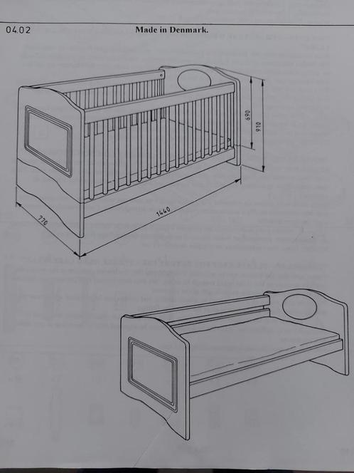 Baby/kinderbed met commode+kast SMALL WORLD DISNEY, Enfants & Bébés, Chambre d'enfant | Lits, Utilisé, 140 à 160 cm, 70 à 85 cm