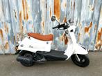 Bespaar tot €300! | Gloednieuwe Zoë Scooter | Klasse A of B, Fietsen en Brommers, Nieuw, Ophalen of Verzenden, Benzine, 50 cc